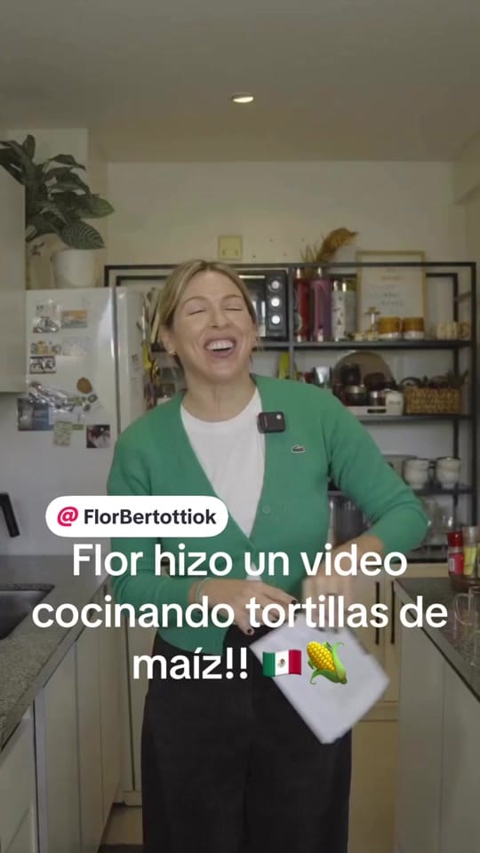 Post 1 by Ana Banda on TikTok (video)