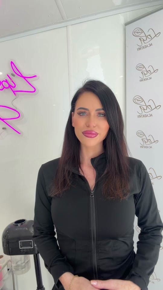 Post 3 by Lola Academy on TikTok (video)