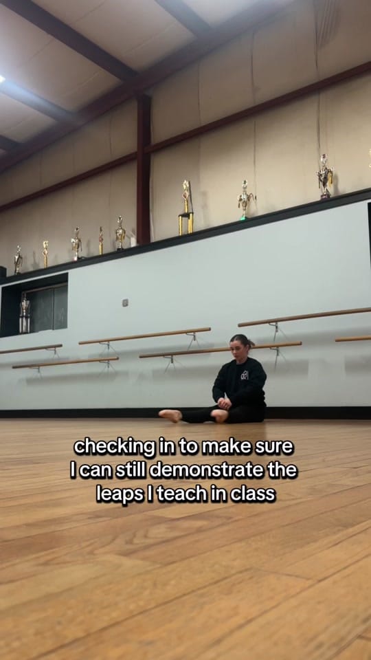 Post 4 by Sarah Blevins on TikTok (video)