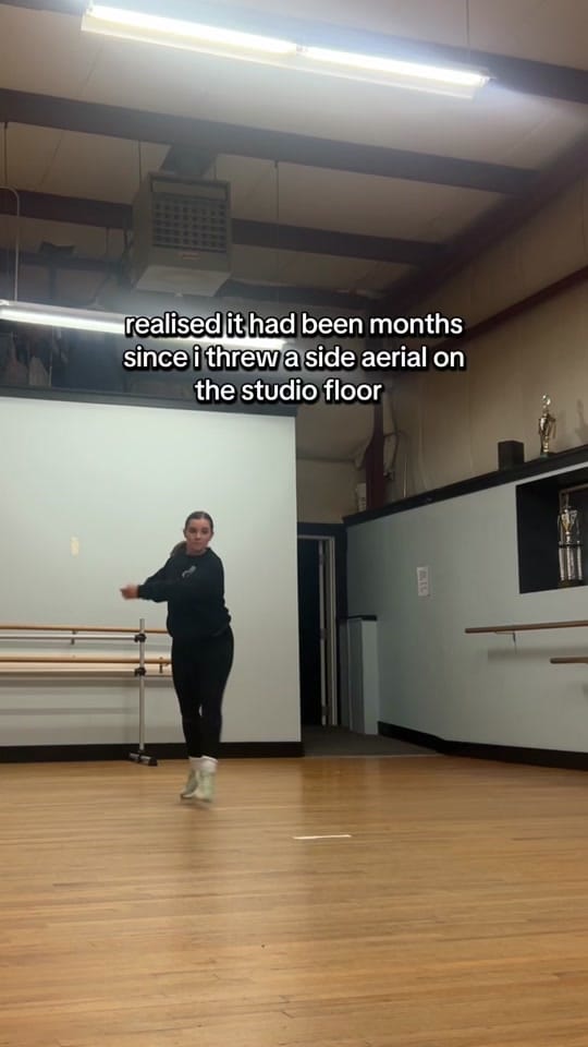 Post 3 by Sarah Blevins on TikTok (video)