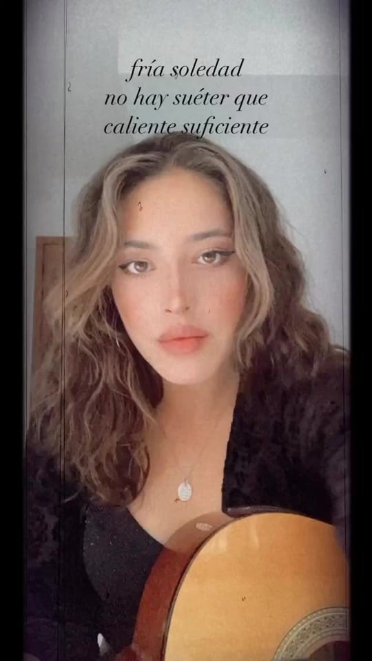 Post 9 by emzi🍓 on TikTok (video)