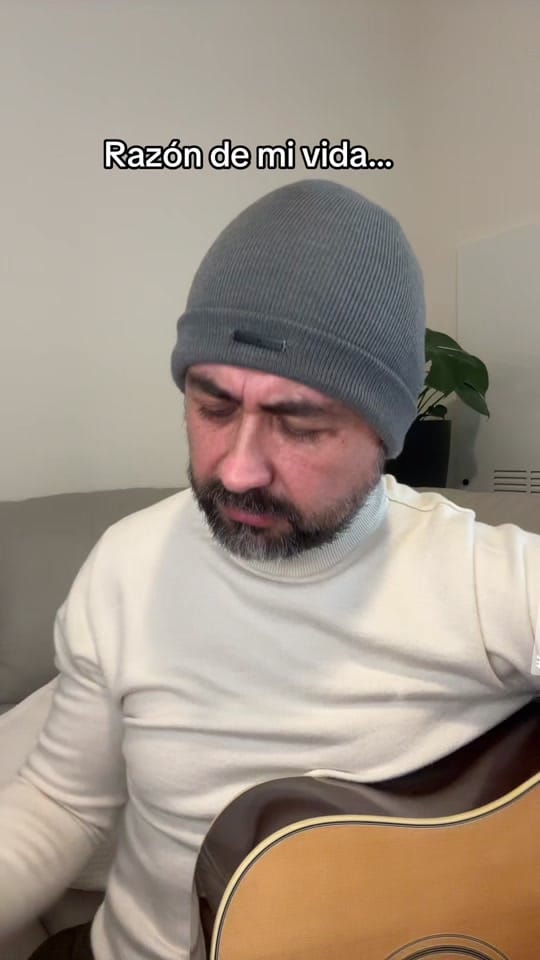 Post 4 by Dave seller on TikTok (video)