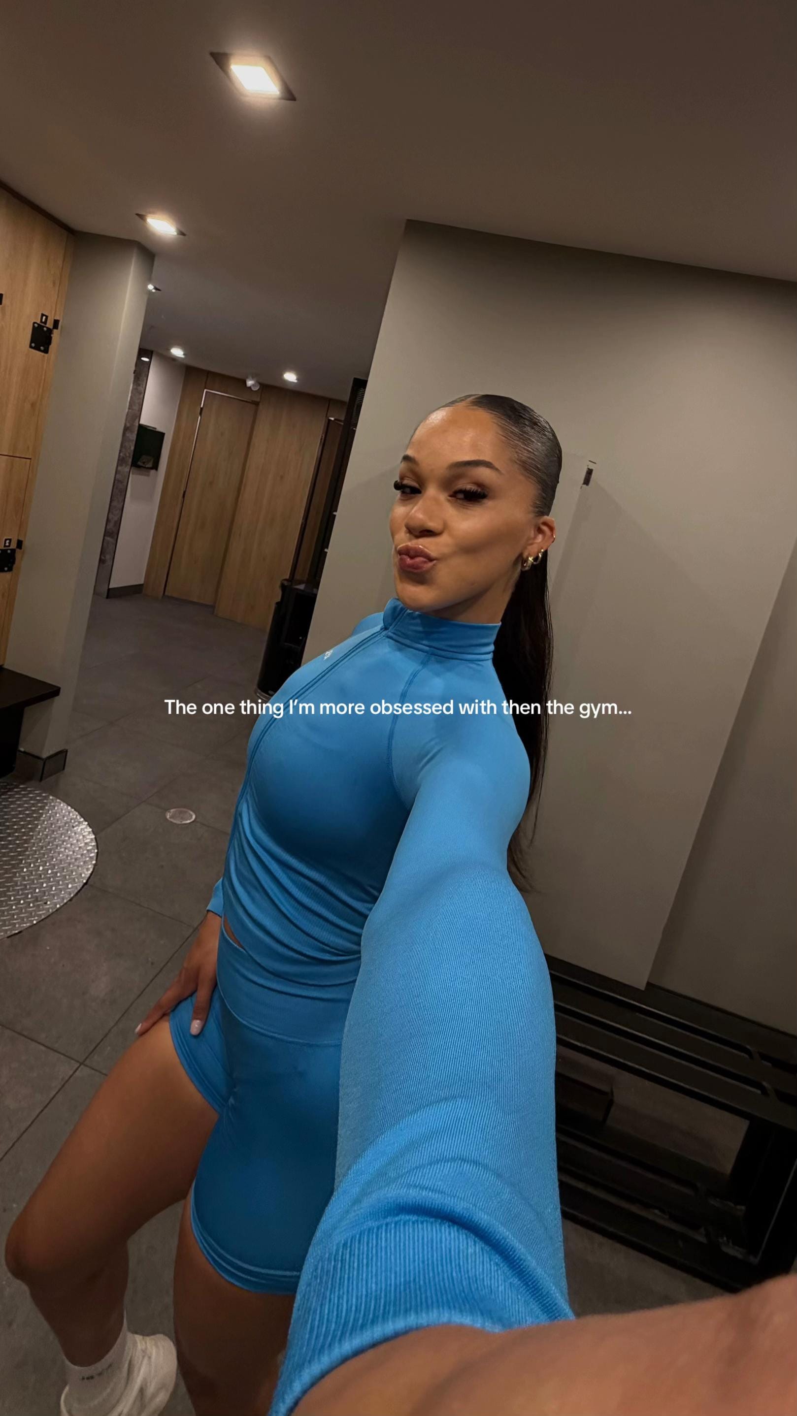 Post 6 by JANINA on TikTok (video)
