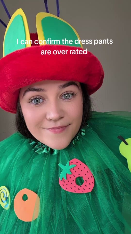 Post 5 by Is Múinteoir Mé on TikTok (video)