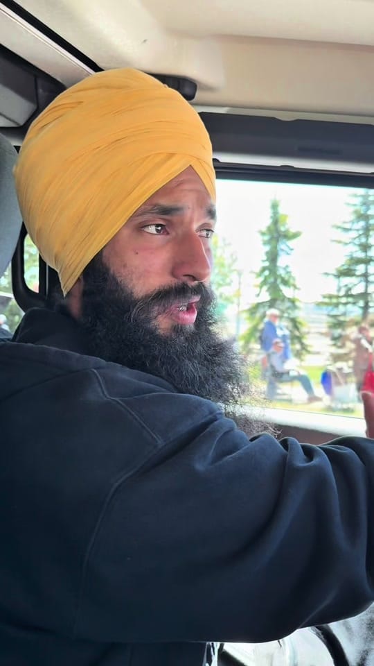 Post 1 by The Vintage Singh on TikTok (video)