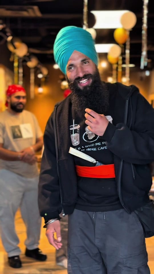 Post 4 by The Vintage Singh on TikTok (video)