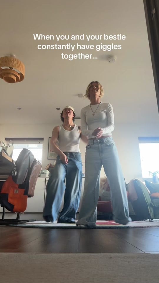 Post 8 by Leah Dane on TikTok (video)