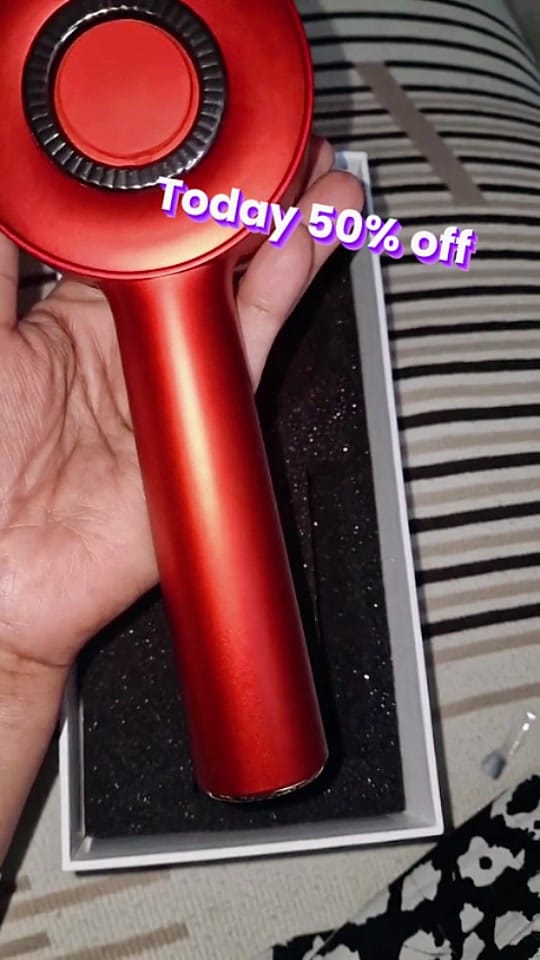 Post 5 by Sarah Nadin on TikTok (video)
