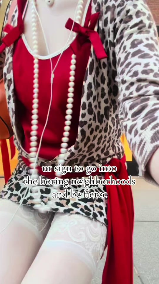 Post 6 by daisy chain lizzy on TikTok (video)