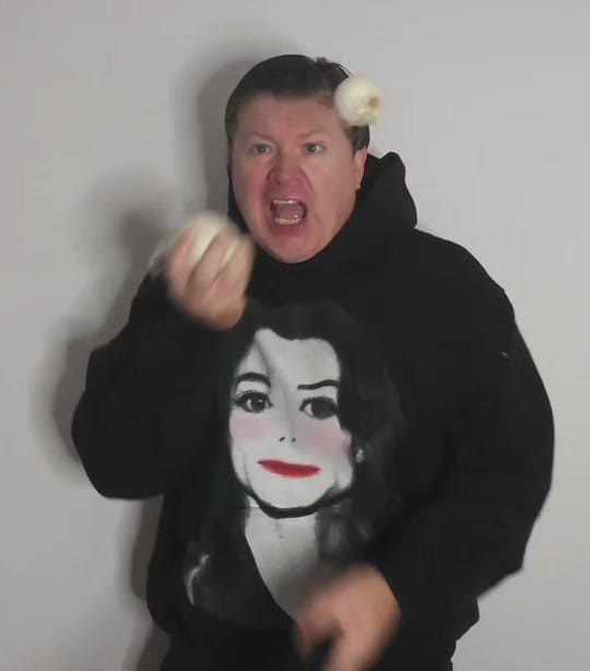 Post 7 by Apple Biting Juggler on TikTok (video)