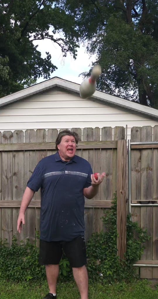 Post 6 by Apple Biting Juggler on TikTok (video)