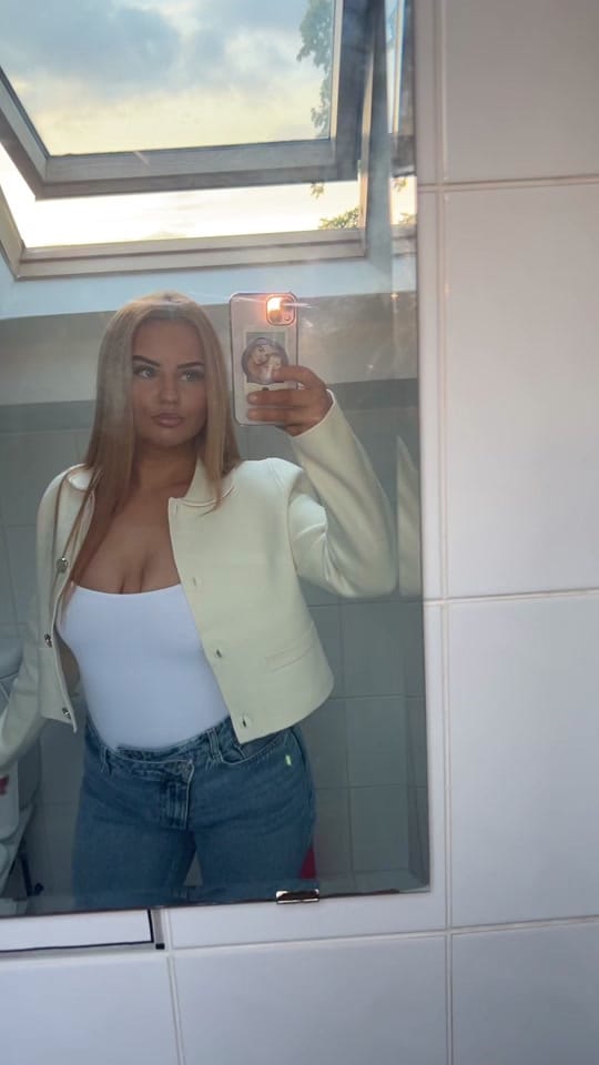 Post 4 by El👩🏻🫧🤍🫶🏼 on TikTok (video)