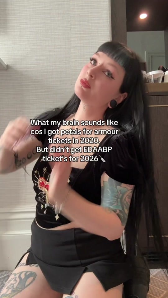 Post 7 by Foxxtailz 🩷🕸️ on TikTok (video)
