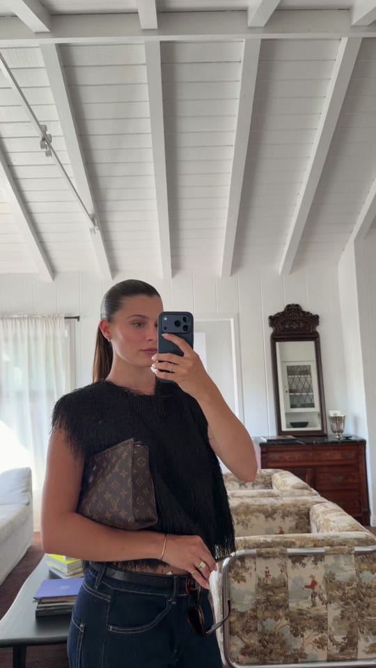 Post 3 by elliana on TikTok (video)