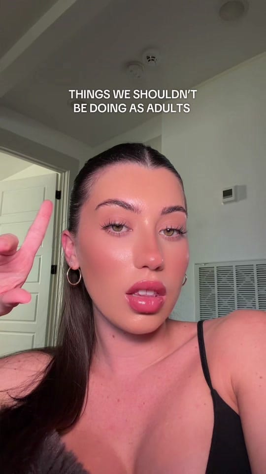 Post 7 by Dallas Caroline on TikTok (video)