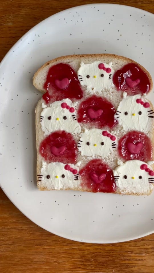 Post 9 by eatingwithwinnie on TikTok (video)