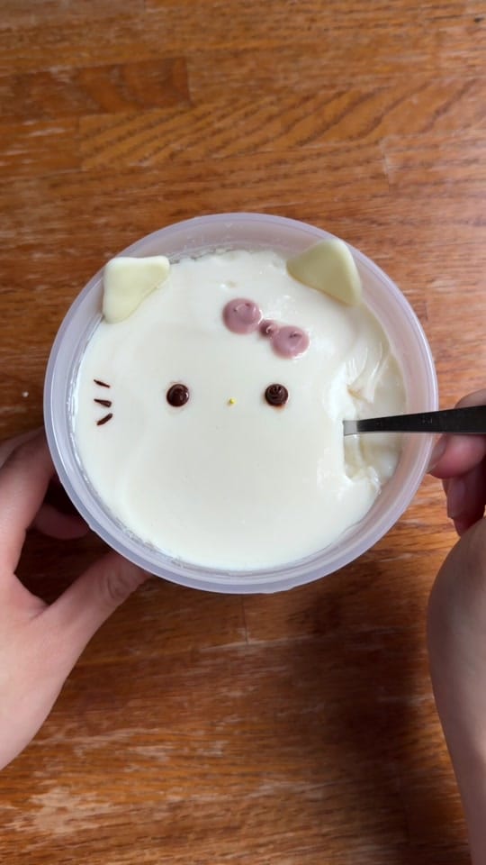 Post 1 by eatingwithwinnie on TikTok (video)