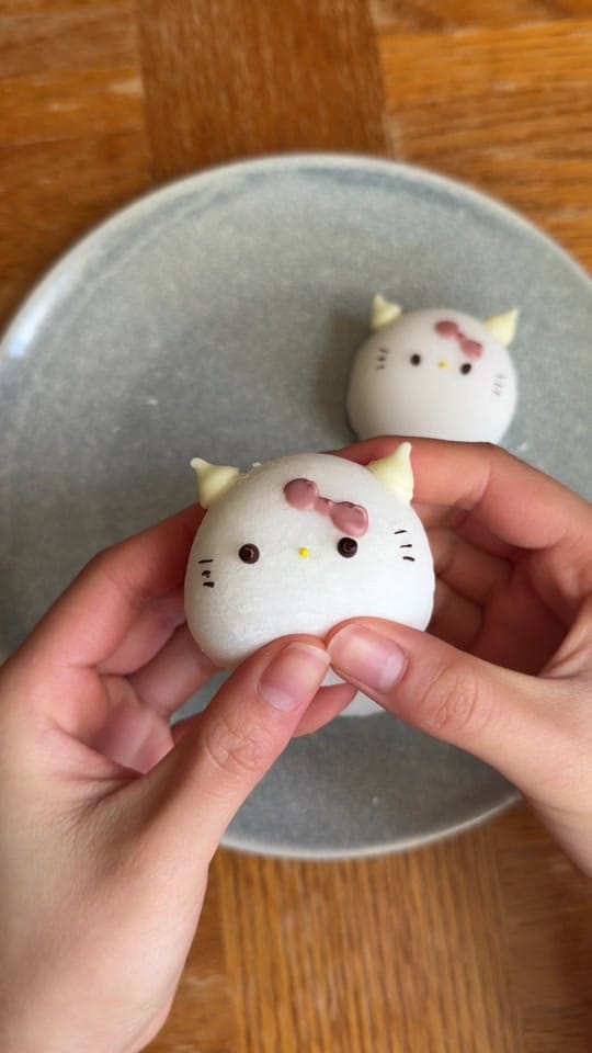 Post 2 by eatingwithwinnie on TikTok (video)