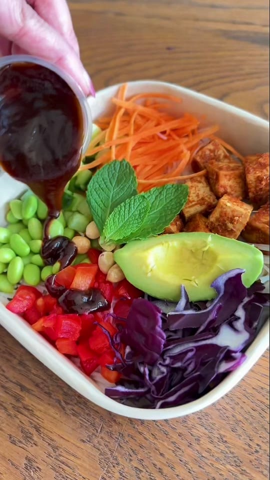 Post 2 by UpMeals on TikTok (video)