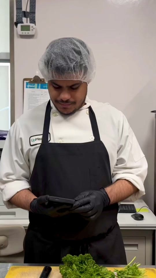 Post 4 by UpMeals on TikTok (video)