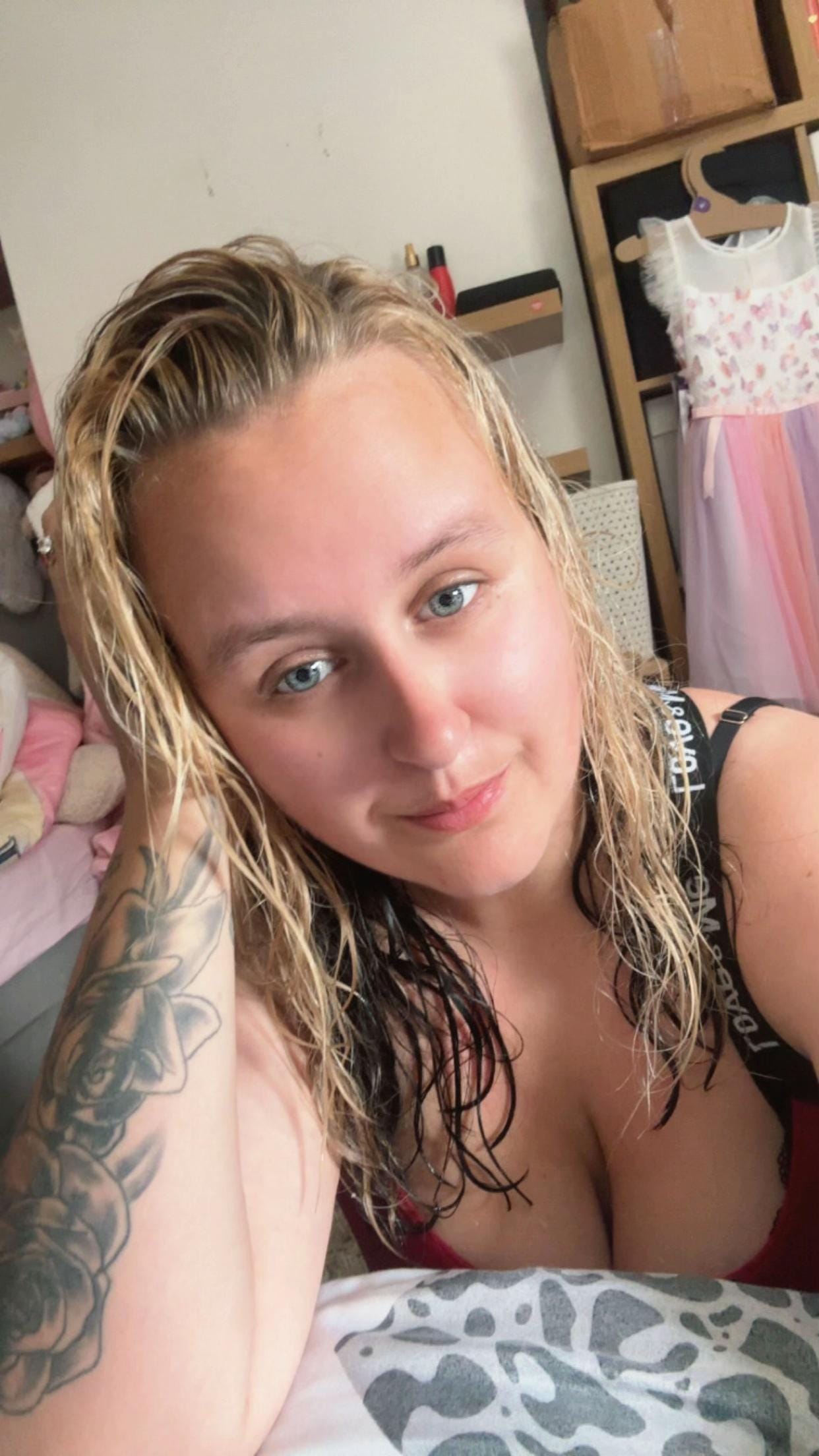 Post 2 by Natalie on TikTok (video)