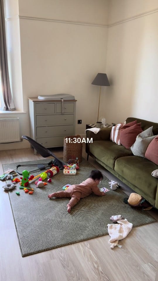 Post 4 by Elena on TikTok (video)