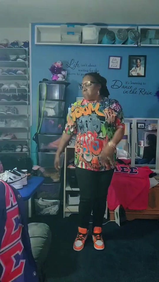 Post 2 by SwanBetty on TikTok (video)