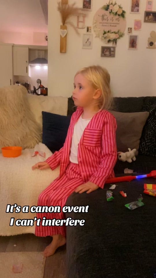 Post 9 by Laura Curran on TikTok (video)