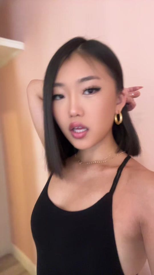 Post 9 by candyy on TikTok (video)