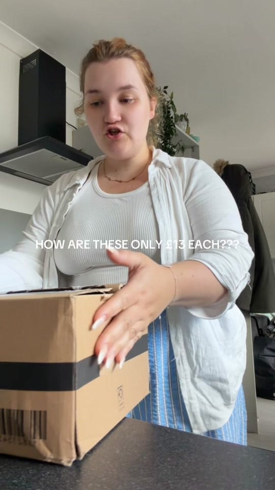 Post 1 by Alix | Unfiltered Mum Life on TikTok (video)