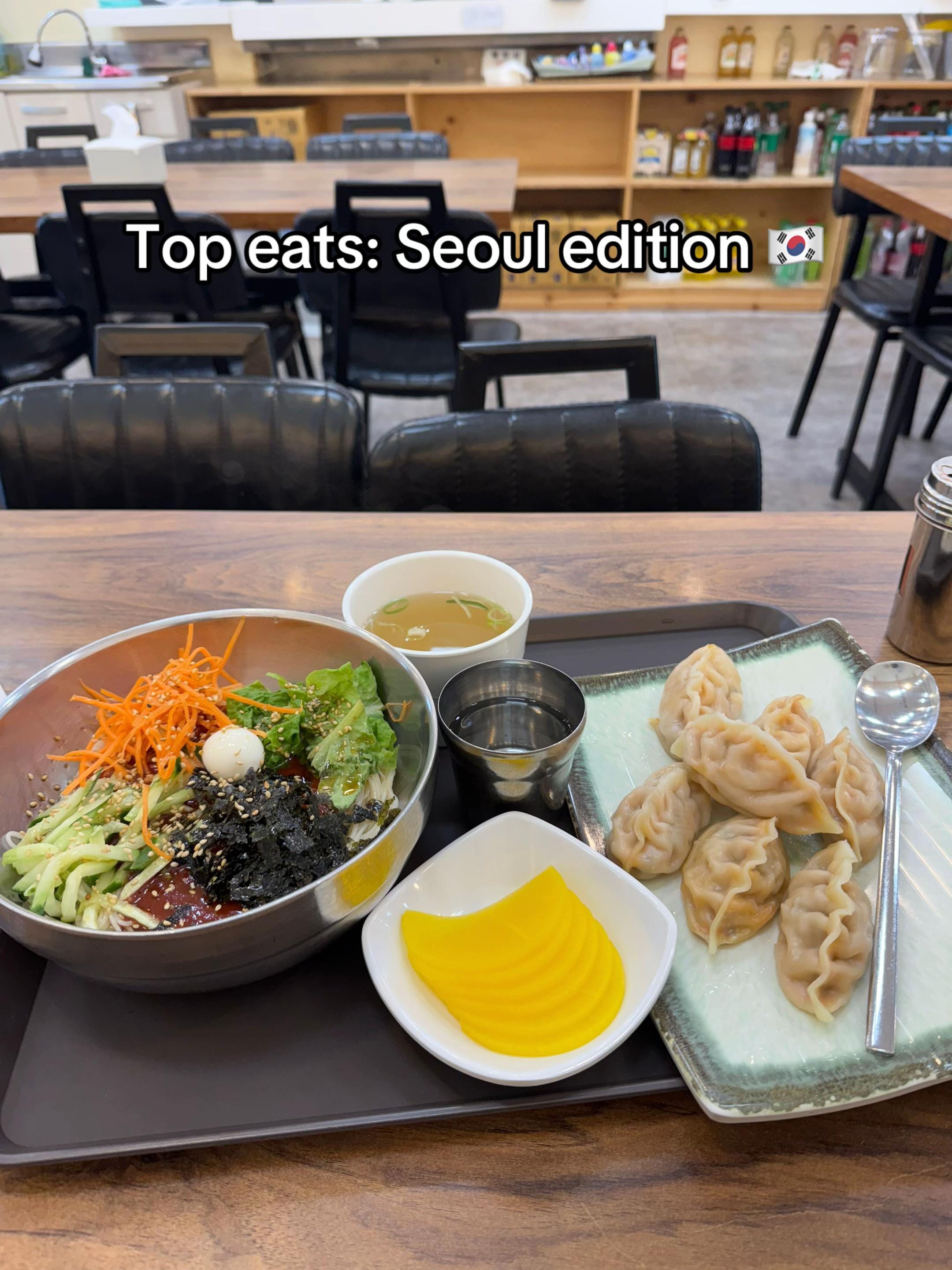 Post 4 by foodmontreal on TikTok (video)