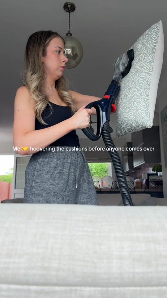 Post 1 by Rebekah Tillbrook 🧿 ✨ on TikTok (video)