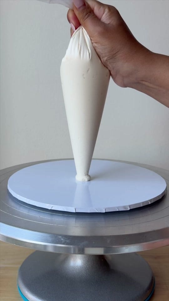 Post 1 by cakeandsarah on TikTok (video)