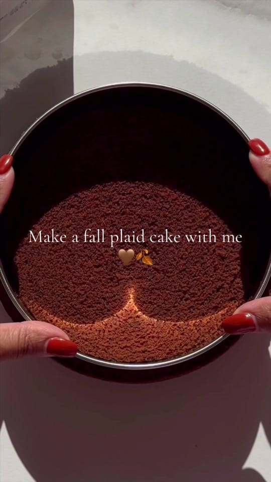 Post 5 by cakeandsarah on TikTok (video)
