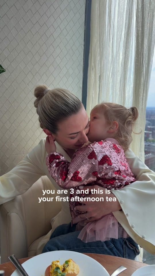 Post 4 by Eli🎀 on TikTok (video)