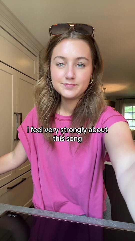 Post 6 by lizzy winter on TikTok (video)