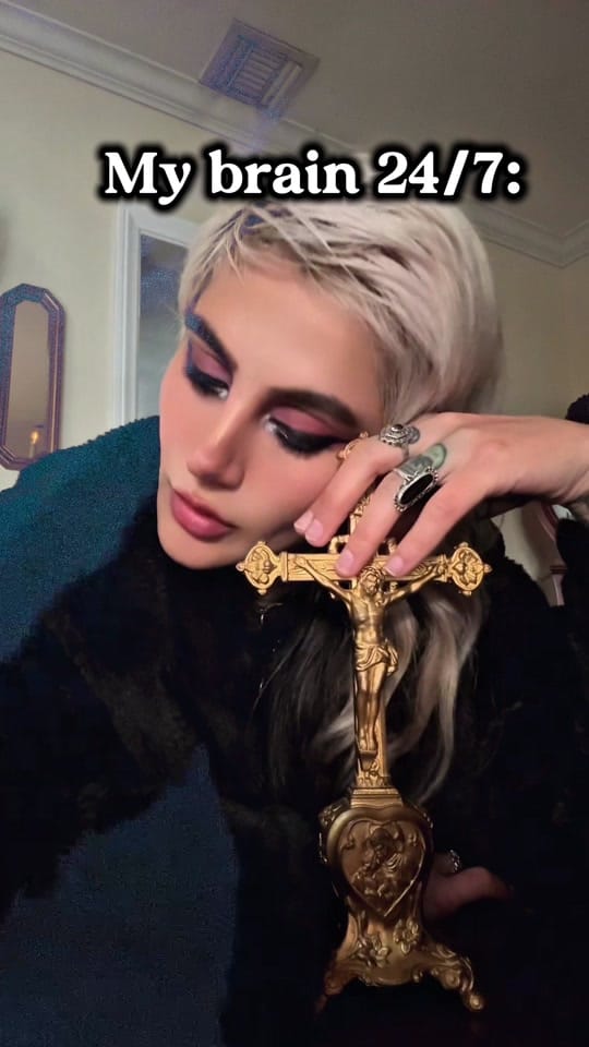 Post 9 by Vera’s Eyecandy on TikTok (video)