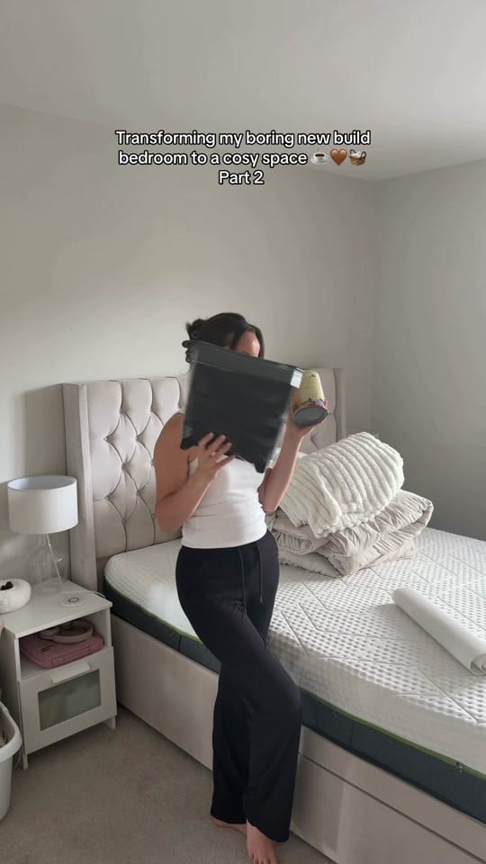Post 2 by Leah on TikTok (video)