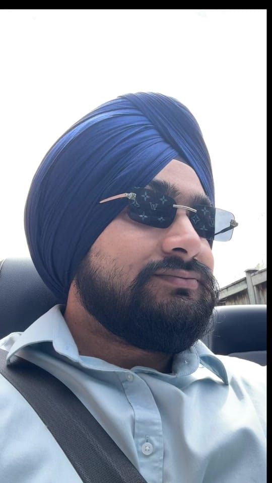 Post 1 by Mirza Sandhu on TikTok (video)