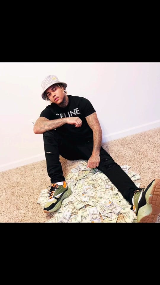 Post 2 by ElroyDrew25 on TikTok (video)