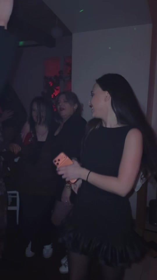 Post 3 by 𝗧𝗶𝗸𝘂𝗡𝗮 __ on TikTok (video)