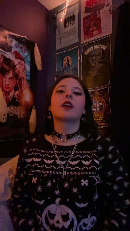 Post 2 by hev <3 on TikTok (video)