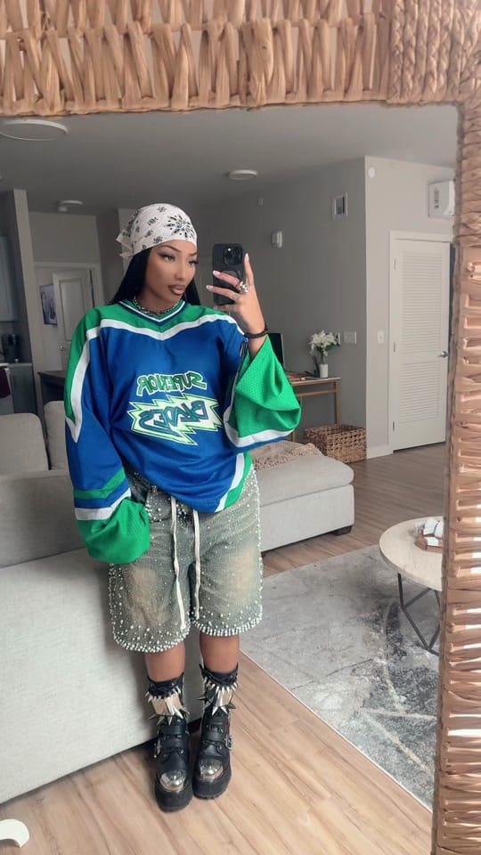 Post 1 by LeA Robinson on TikTok (video)