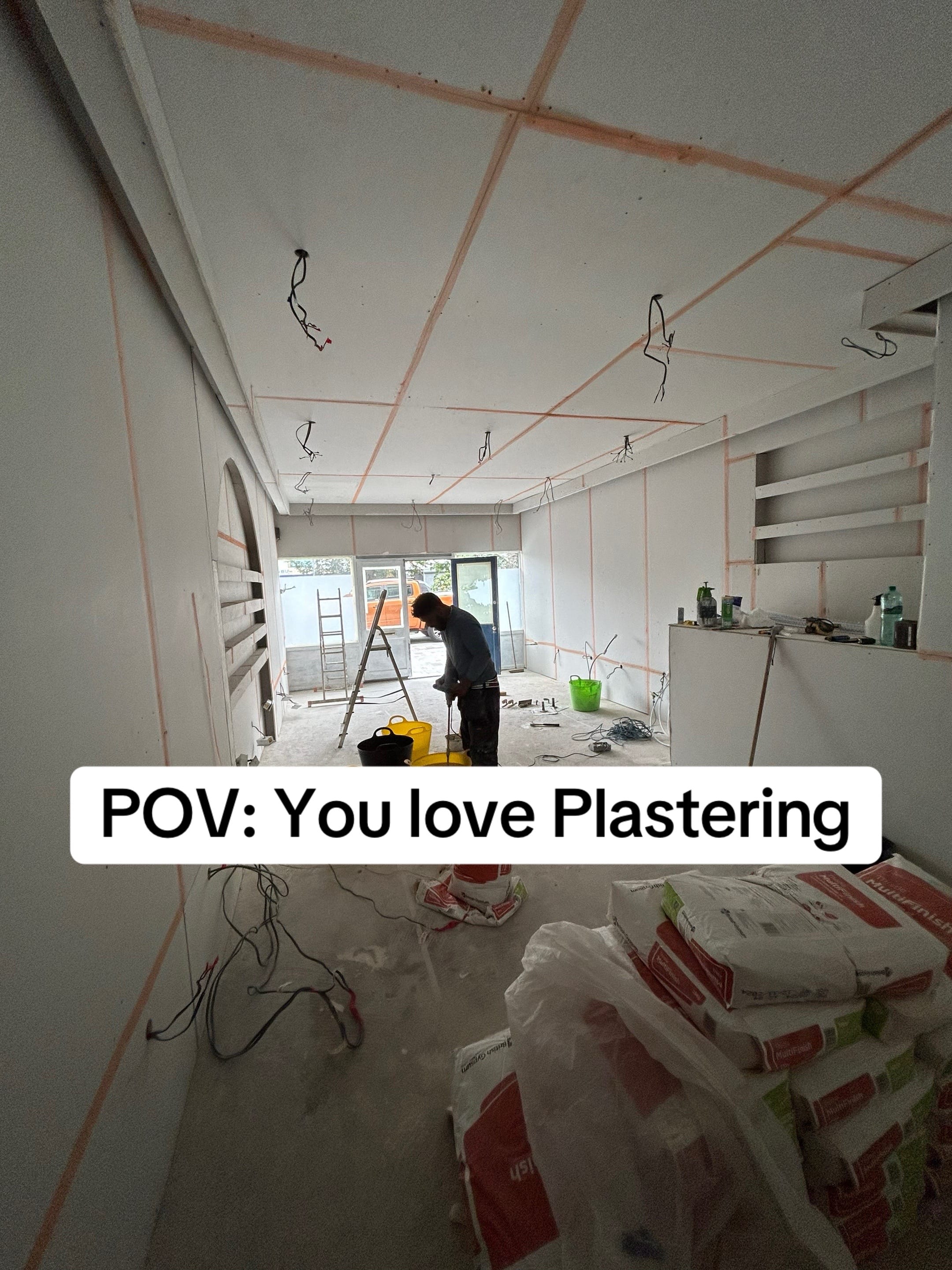 Post 8 by VW contractors on TikTok (video)