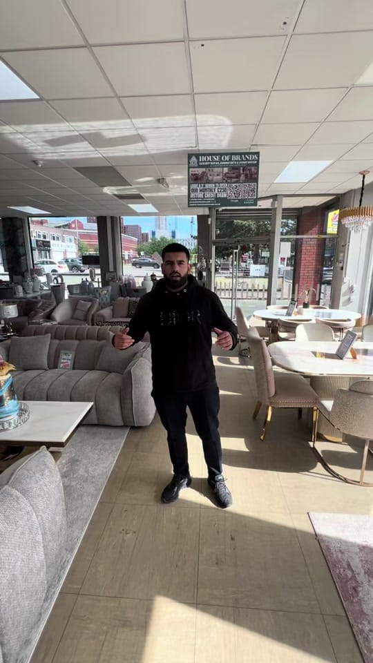 Post 1 by HouseOfBrands on TikTok (video)