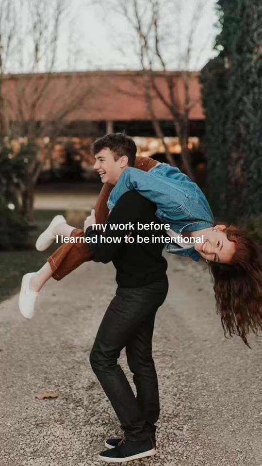 Post 2 by Layni 🎥 on TikTok (video)