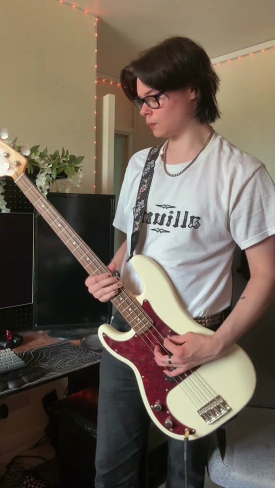 Post 3 by Tom Sheppard | Alt Guitarist on TikTok (video)