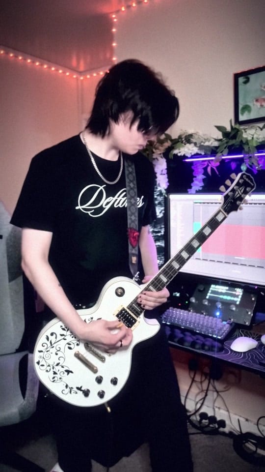 Post 5 by Tom Sheppard | Alt Guitarist on TikTok (video)