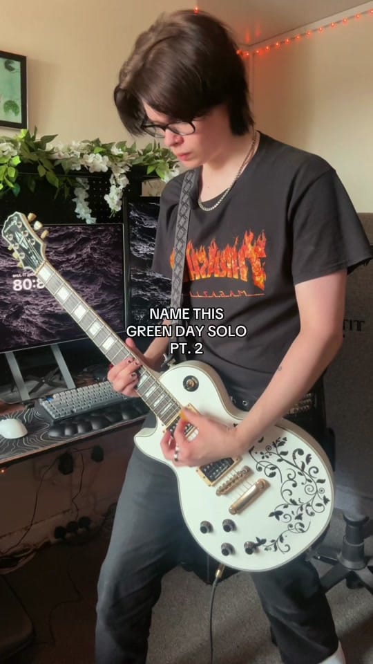 Post 1 by Tom Sheppard | Alt Guitarist on TikTok (video)