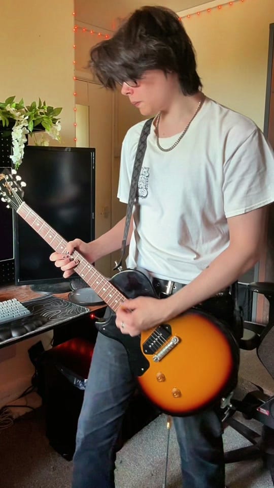 Post 4 by Tom Sheppard | Alt Guitarist on TikTok (video)